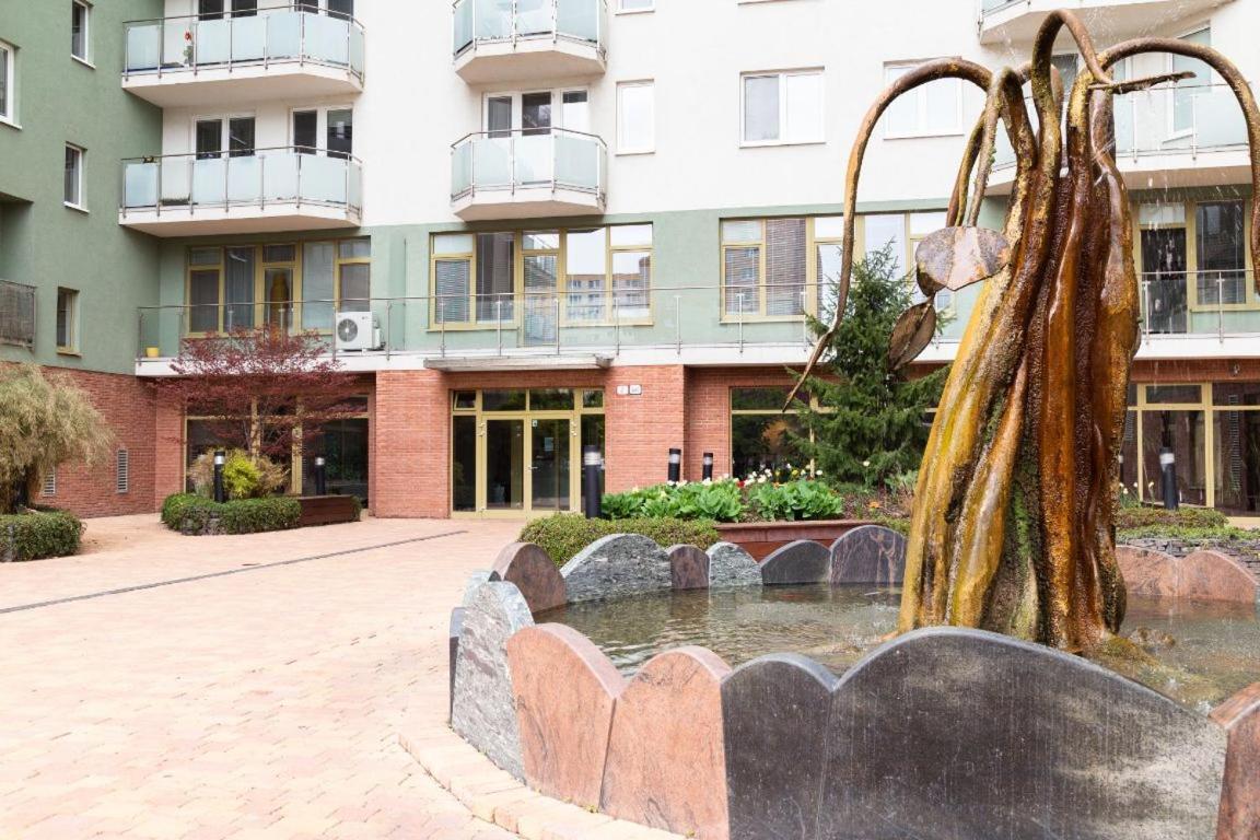 Great Tourist And Business Apartment Near Center 布拉迪斯拉发 外观 照片