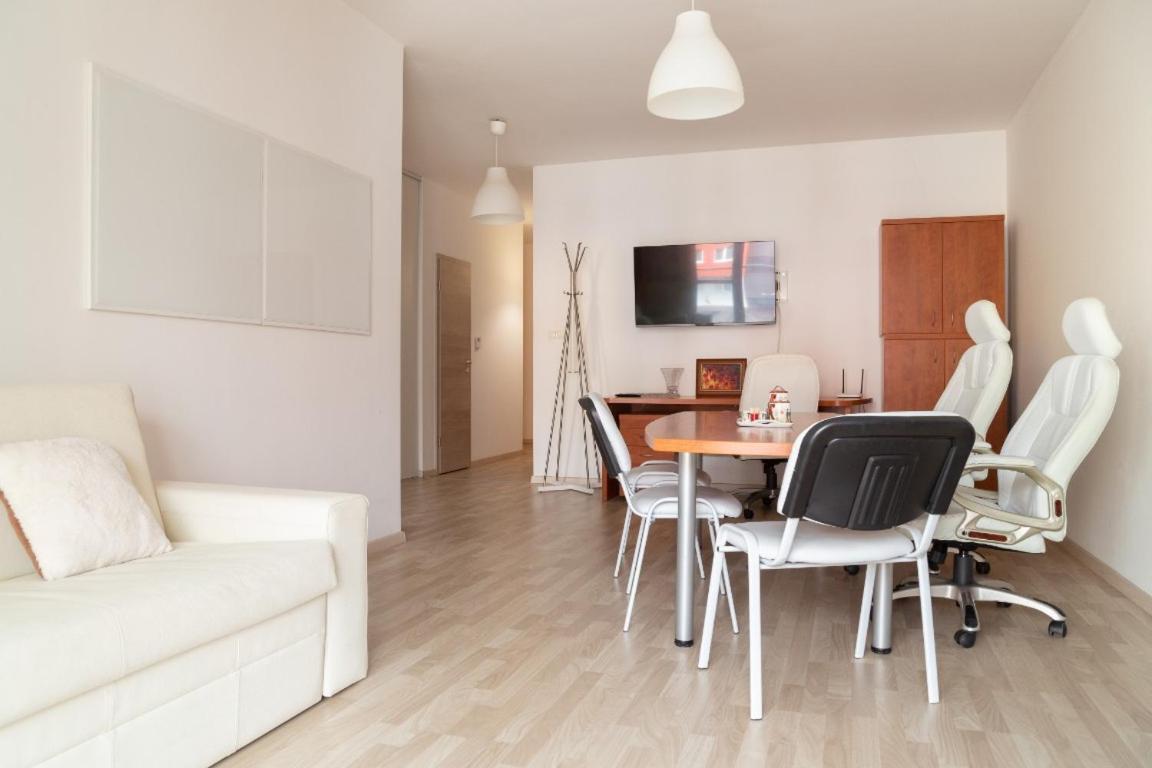 Great Tourist And Business Apartment Near Center 布拉迪斯拉发 外观 照片